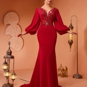 إشراقة ذهبية: فستان حورية البحر الفاخر لامرأة استثنائية