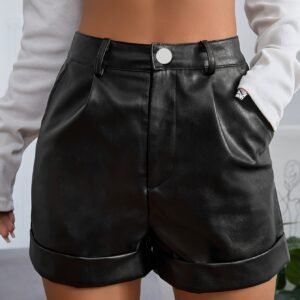 شورت الدينم الفاخر بخصر عالٍ: أناقة لا تُضاهى وراحة صيفية لا متناهية!