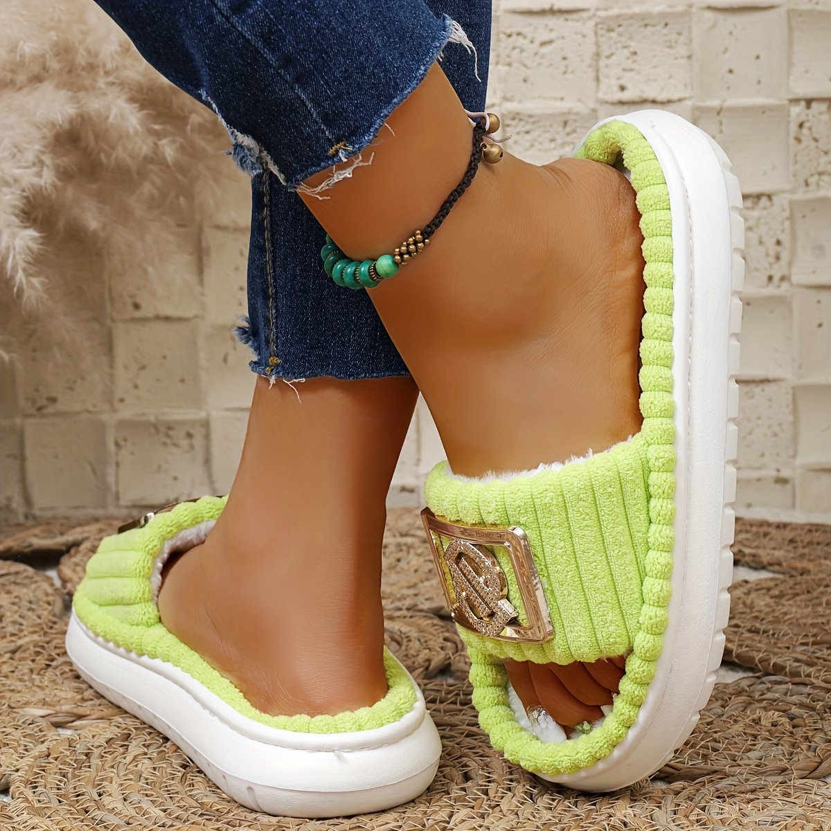 Dream Slippers: 'Honey Girl' Style and Unparalleled Comfort! - Image 9