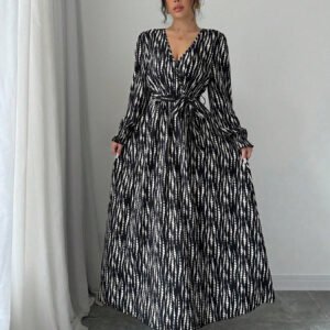 تألقي بسحر الفصول: الفستان المطبوع الأنيق!