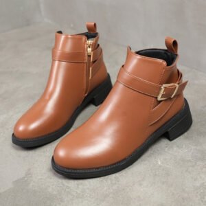 أناقة بلا حدود: بوت نسائي عصري بسحاب لمواسم الربيع والخريف!