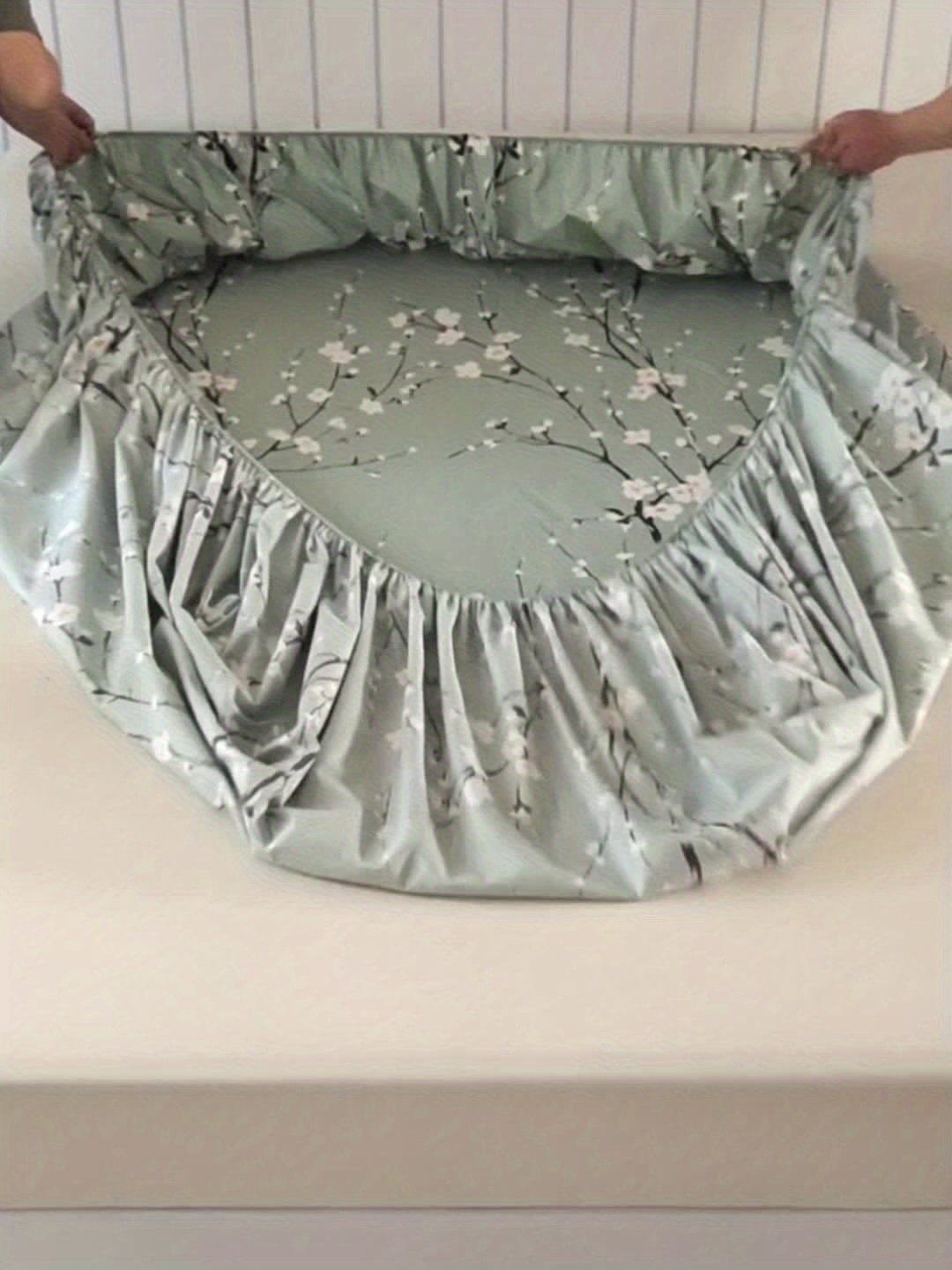 Wake Up to an Everlasting Spring: Luxurious Plum Blossom Sheet Set for Unparalleled Comfort! - Image 11