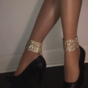 تألقي بسحرٍ لا يُقاوم: خلخال الأنوثة المتلألئ