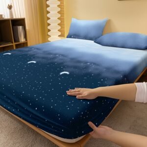 'Starry Night' Fitted Sheet: Your Gateway to a World of Comfort and Peaceful Dreams!