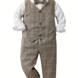 أناقة الأمير الصغير: طقم الحفلات الرسمي ثلاثي القطع