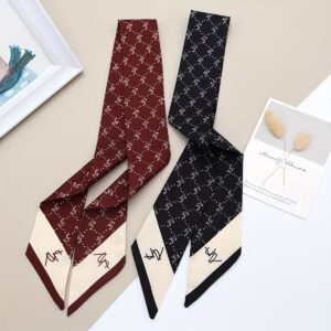 لمسة أناقة عصرية: وشاحكِ متعدد الاستخدامات بنقشة الزهور الفاتنة!