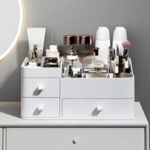 وداعاً للفوضى! منظم مكياجك الفاخر: سعة، أناقة، وتنظيم مثالي
