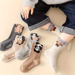 הרפתקאות הרגליים הקטנות: 5 זוגות גרבי בנים בעיצוב פיל שובב!