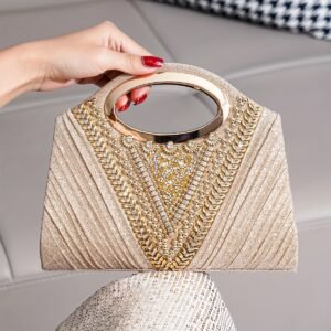 تألقي بفخامة آسرة: حقيبة السهرة الماسية لكل مناسبة خاصة!