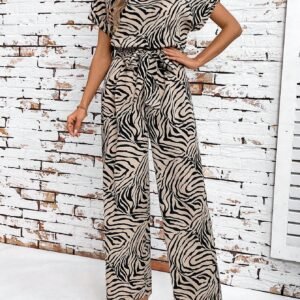 جمبسوت الصيف الأنيق: أناقة "الزيبرا" لامرأة عصرية!