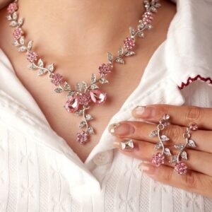إشراقة عباد الشمس: طقم مجوهراتك الفريد للمناسبات