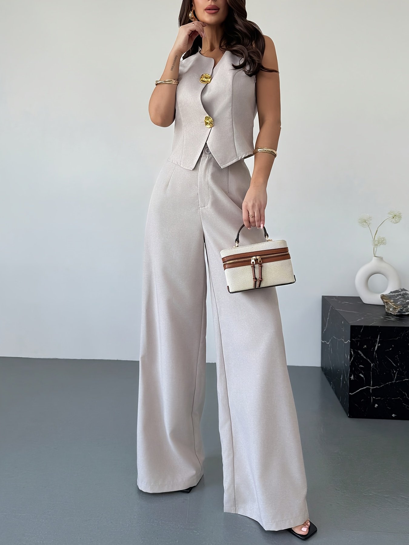 זוהר של אלגנטיות ונוחות: הסט הקיצי והאביבי שלך שאי אפשר בלעדיו! – תמונה 3