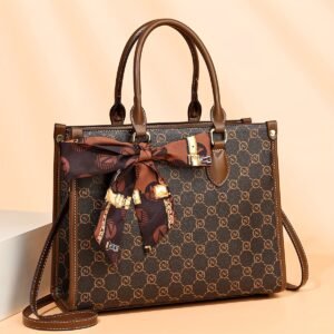 حقيبة الأناقة والعملية: لمسة فخامة لكل يوم!