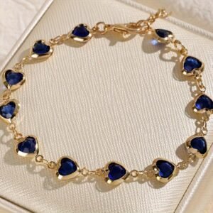 דופק הצבעים: צמיד הלב הקסום לכל רגע!