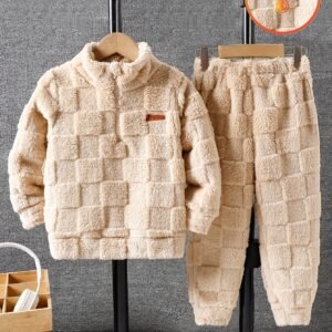 הרפתקאות חורפיות בסטייל וחום: סט הבנים המעוצב!