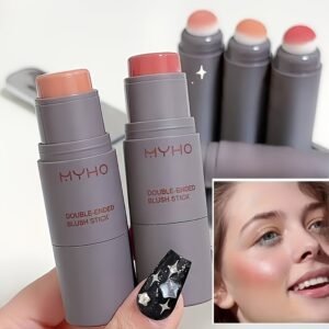 All-in-One Beauty Stick: A Complete Look in a Touch!