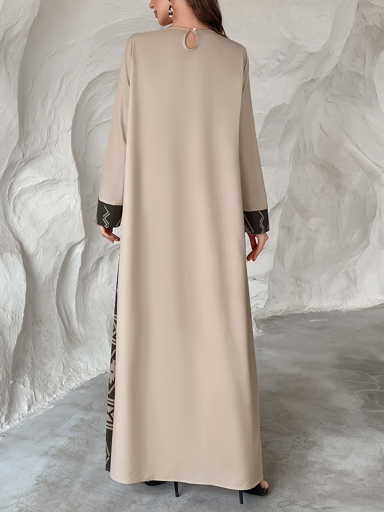 קסם העבאיה הקאקי: אלגנטיות צנועה ועכשווית – תמונה 6