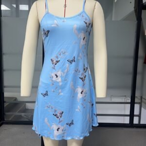 Dream Dress: Velvety Comfort and Charming Butterfly Elegance!