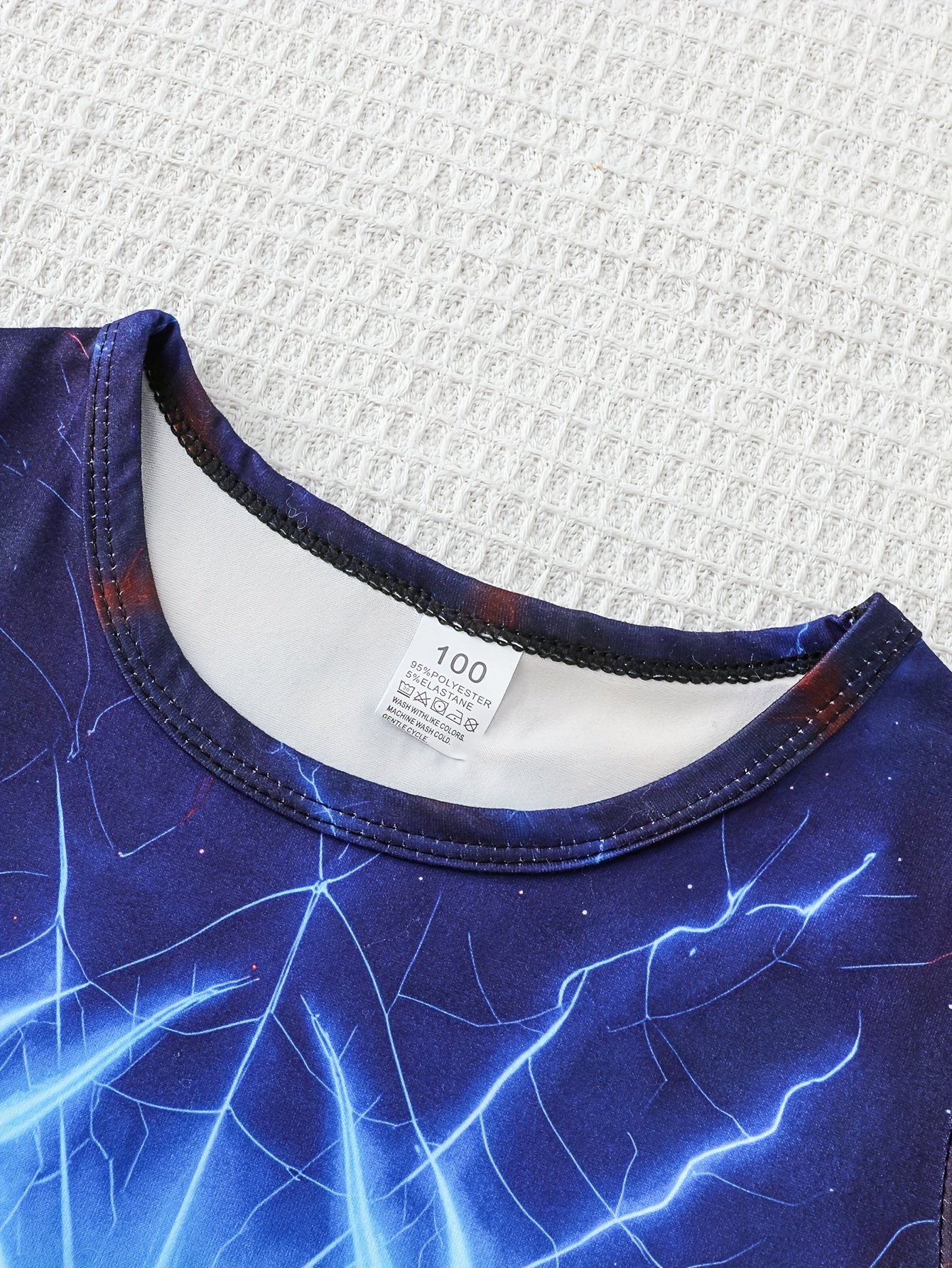 The Fiery Spider Adventure: Unmatched Style, Safety, and Warmth! - Image 5