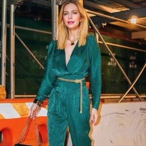 محدد الخصر الساحر: أناقة لا تعرف حدودًا!