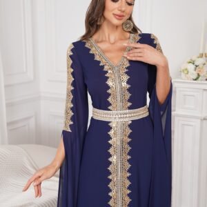 تألقي بأناقة شرقية ساحرة: فستان السهرة الكحلي المرصع باللؤلؤ