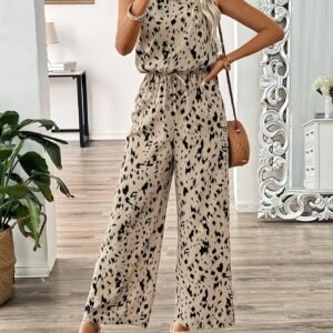 جمبسوت الزهور الساحرة: إطلالة صيفية متكاملة وأنيقة!