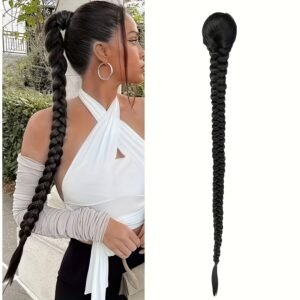 إطلالة الضفيرة الطويلة: سحر فوري وجاذبية لا تُقاوَم!