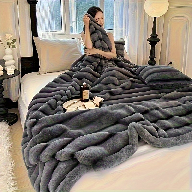 دفء الفخامة التي تحلم بها: بطانية الأناقة المخملية لكل لحظة! - الصورة 6