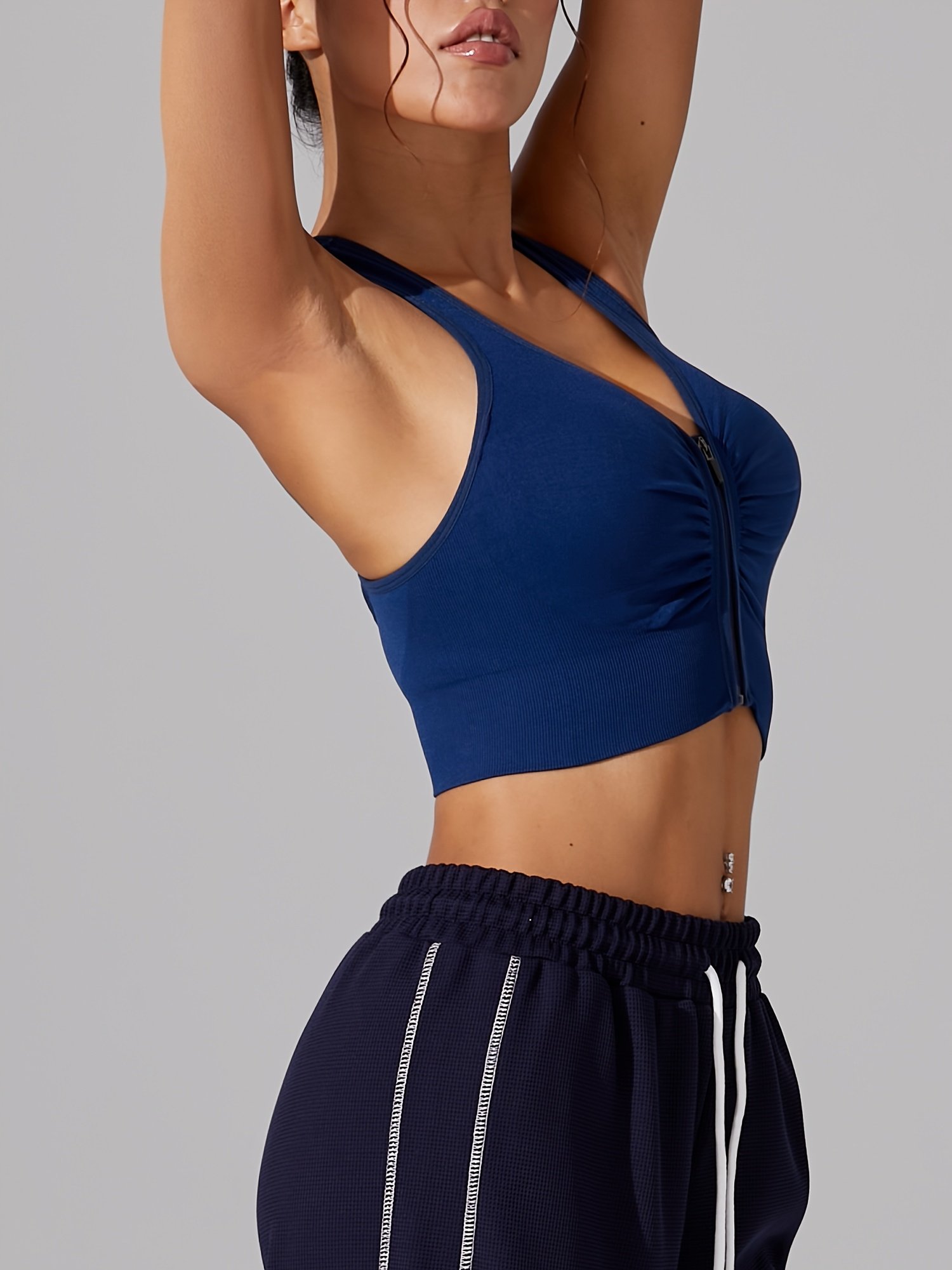 صدرية V-Neck الرياضية: دعم لا يتزعزع، أناقة لا مثيل لها! - الصورة 9