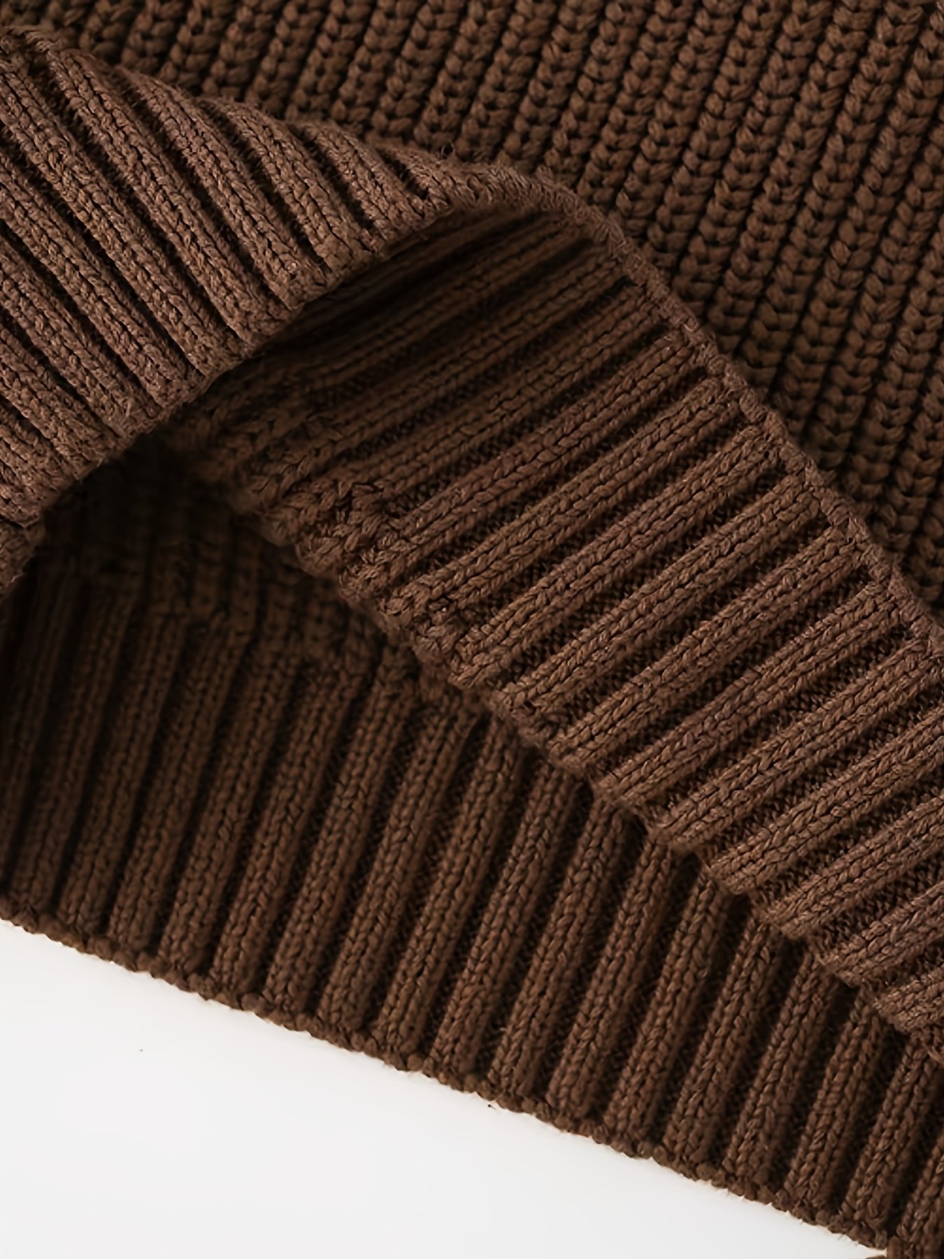 חום שאין כדוגמתו וסטייל עכשווי: סריג ילדים בצבע קפה לעונות הקרות! – תמונה 6