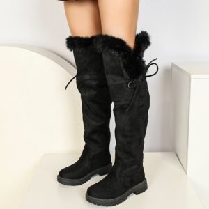 The Perfect Winter Boot: Warmth, Elegance, Unbounded Comfort