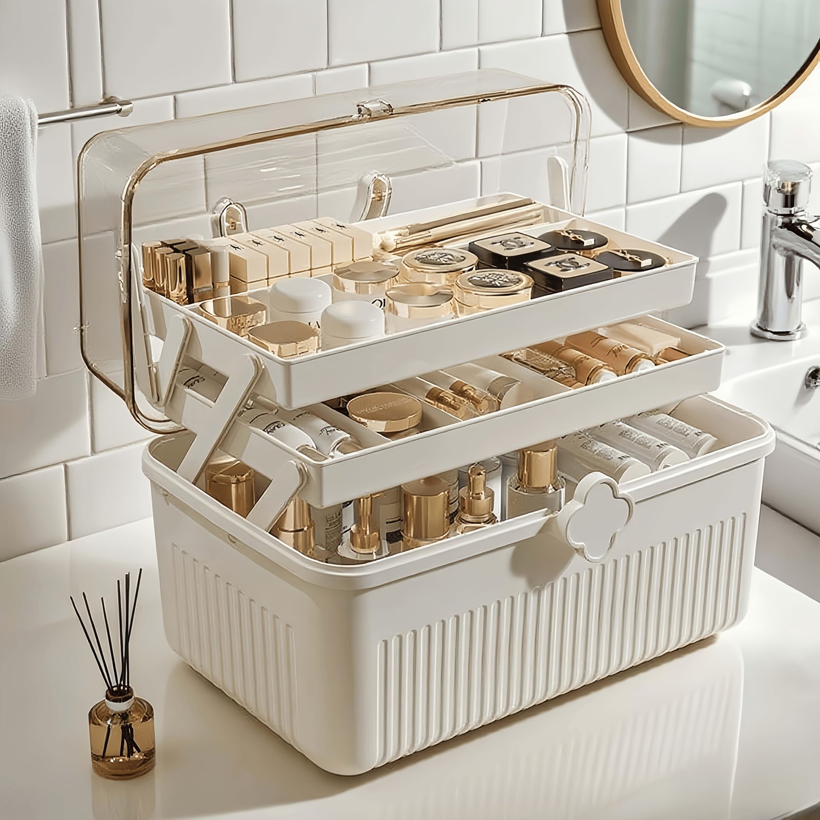 Triple-Layer Beauty Organizer: Elegance, Organization, and Portability! - Image 7