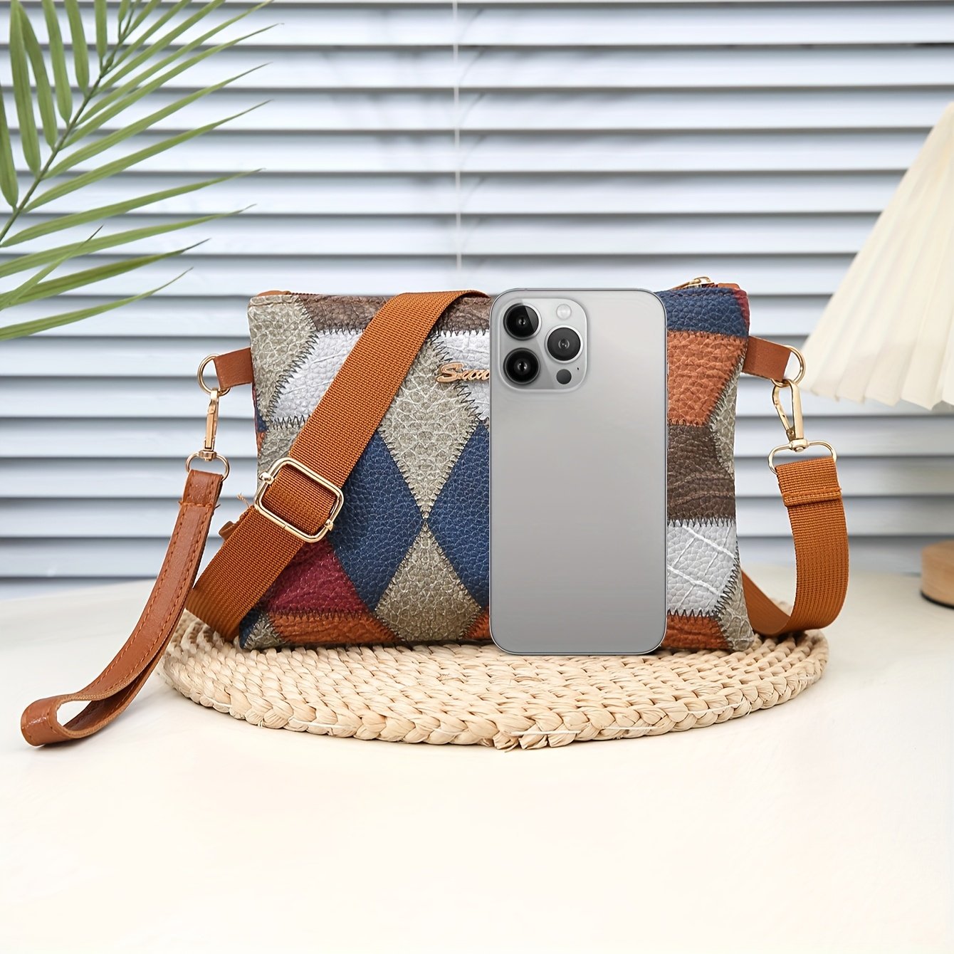 הסוד לאלגנטיות הנצחית שלך: תיק משבצות יהלום יוקרתי! – תמונה 5