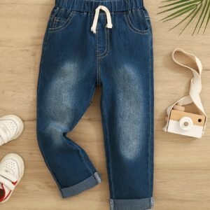 مغامرات الأناقة المرحة: جينز الأولاد بطبعات الحيوانات الرائعة!