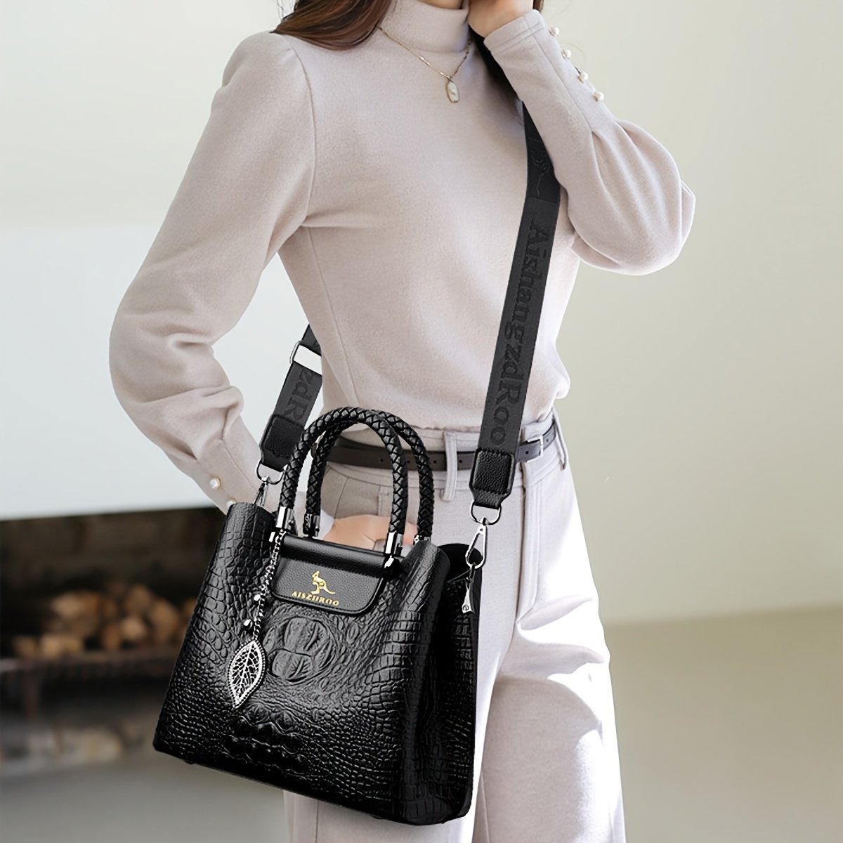 תיק ALFREDO: נגיעת תנין שחורה... אלגנטיות שאי אפשר לעמוד בפניה! – תמונה 6