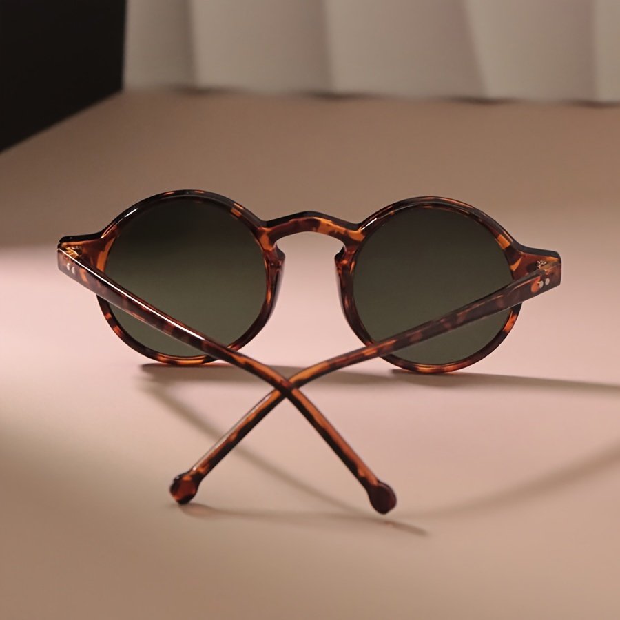 Retro Oval Elegance Sunglasses: Classic Charm and Superior Protection - Image 8