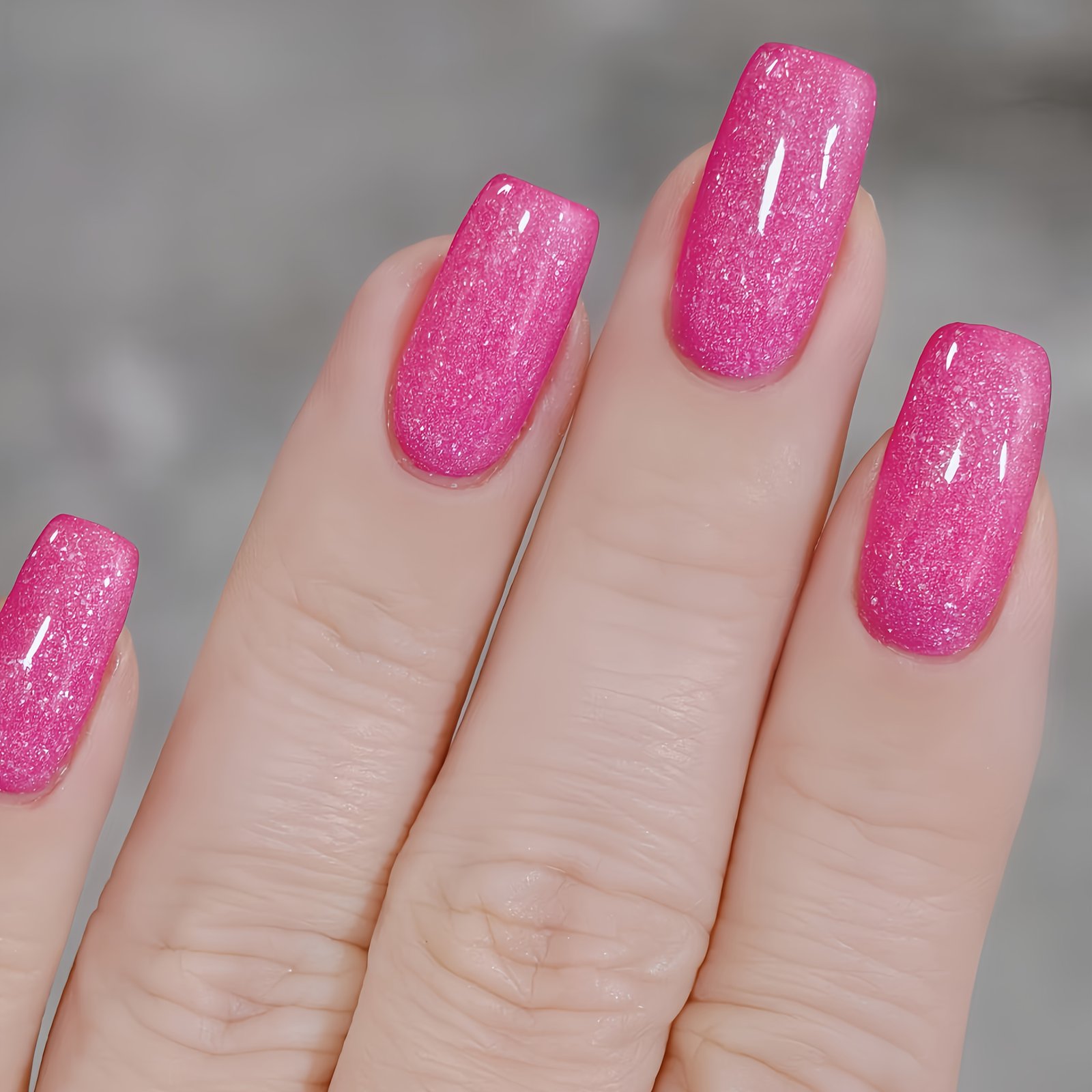 זוהרת כמו יהלום: לק לציפורניים מנצנץ ומהיר – תמונה 3