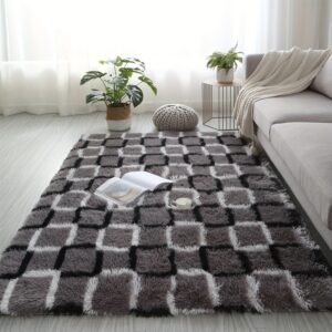 An Artistic Masterpiece for Your Floors: Luxurious Velvet Tie-Dye Plaid Rug