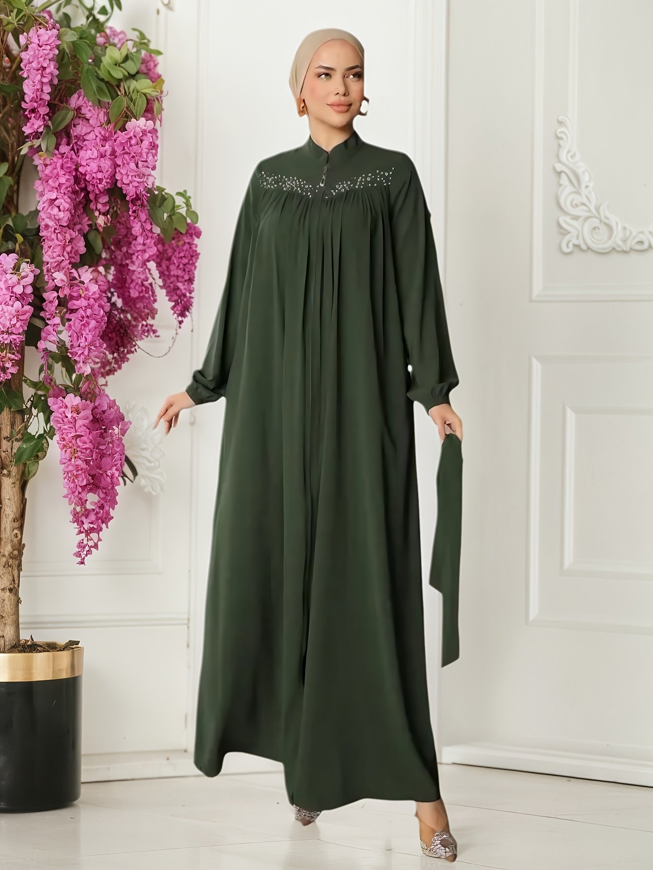 שמלת ערב יוקרתית: זוהרי באלגנטיות ללא תחרות – תמונה 3