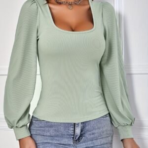 تألقي بأسلوب Y2K: الأناقة والراحة في قطعة واحدة