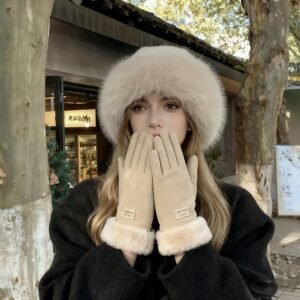 Your Perfect Winter Companion: Warmth, Style, and Touch-Tech!