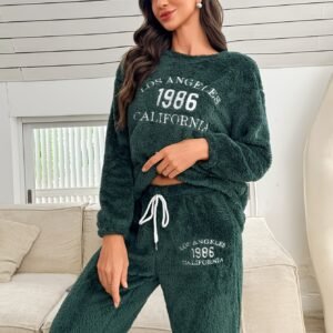 دفء مخملي، أناقة لا تُقاوم: تدللي بتميزكِ!