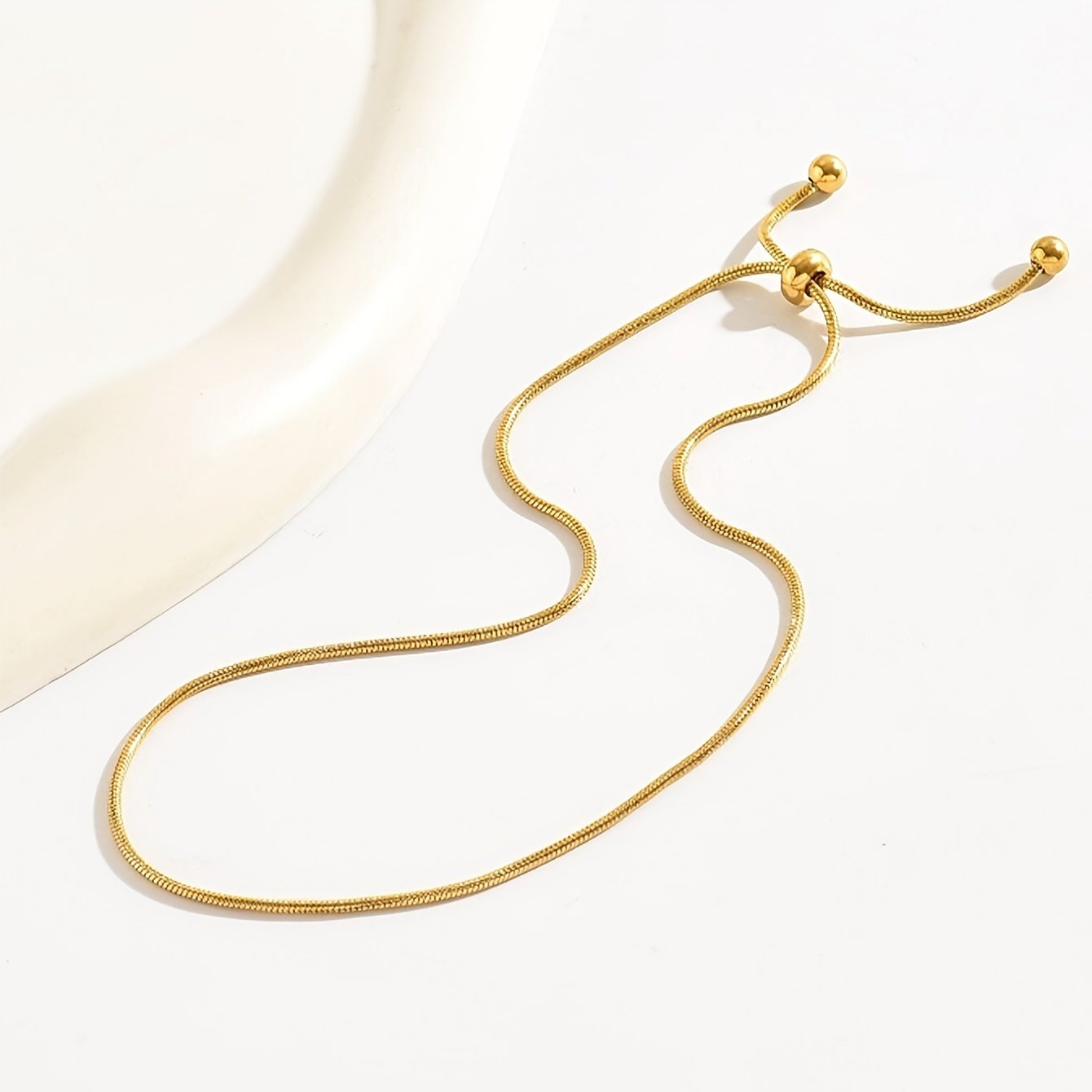 Radiate Summer Sparkle: Elegant Golden Anklet - Image 4