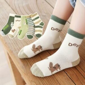 5 أزواج من جوارب الأطفال: دفء، مرح، وراحة لا مثيل لها لأقدام صغارك!