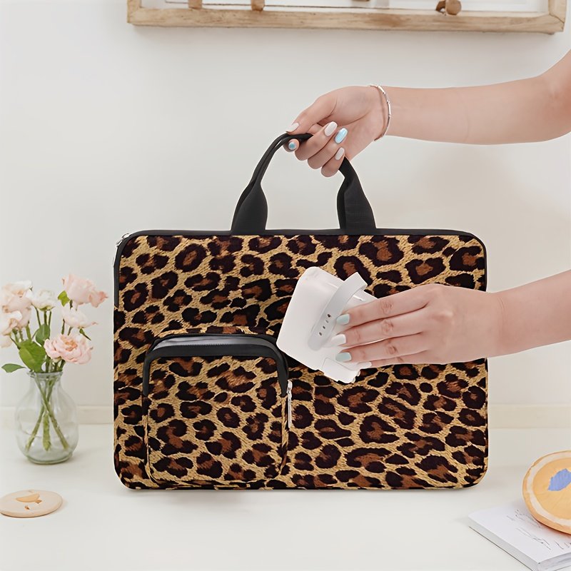 حقيبة 'لمسة الفهد': أناقة وجاذبية لا تُقاوم لجهازك! - الصورة 3