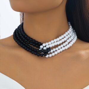 Timeless Elegance Necklace: A Luxurious Touch for an Exceptional Woman