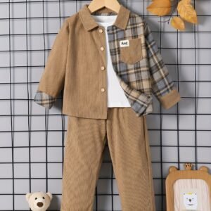 أناقة الخريف والشتاء لصغارك: طقم كاروهات دافئ وعصري!