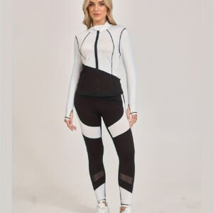 انطلقي بقوة وأناقة: طقمك الرياضي الأمثل!