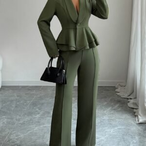 Boundless Elegance: Your Go-To Set for a Breathtaking Look!