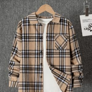 قميص الصغار الأنيق: كاروهات كلاسيكية لراحة ومرح أبنائك!